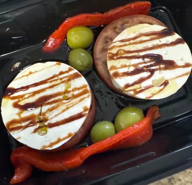 Mozzarella Caprese.